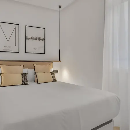 Apartment Lovely & Balcony By Ele *