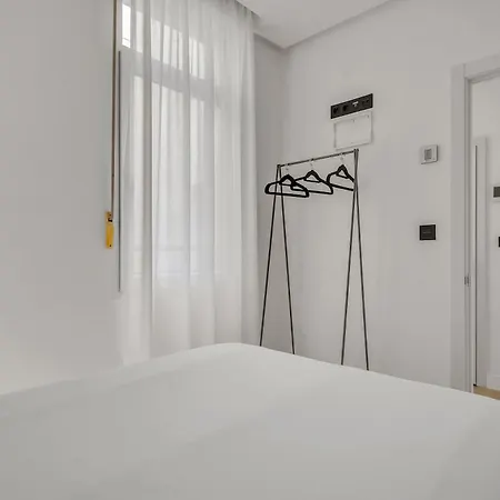 公寓 Lovely & Balcony By Ele